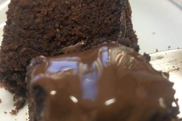 Receita gostosa e nutritiva de bolo de chocolate!