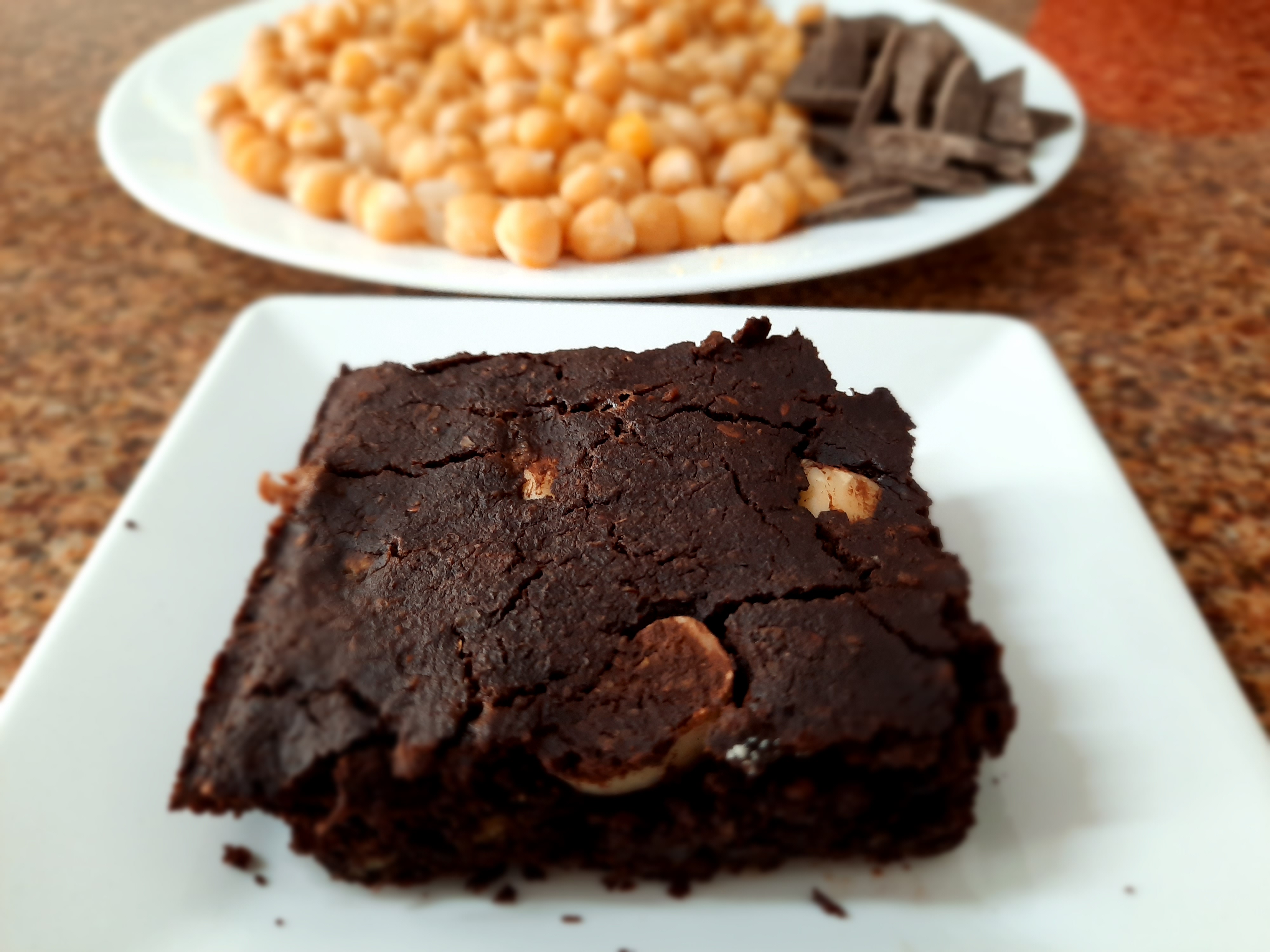 Receita de Brownie sem glúten ovos açúcar e lactose DANIELA DACOREGIO